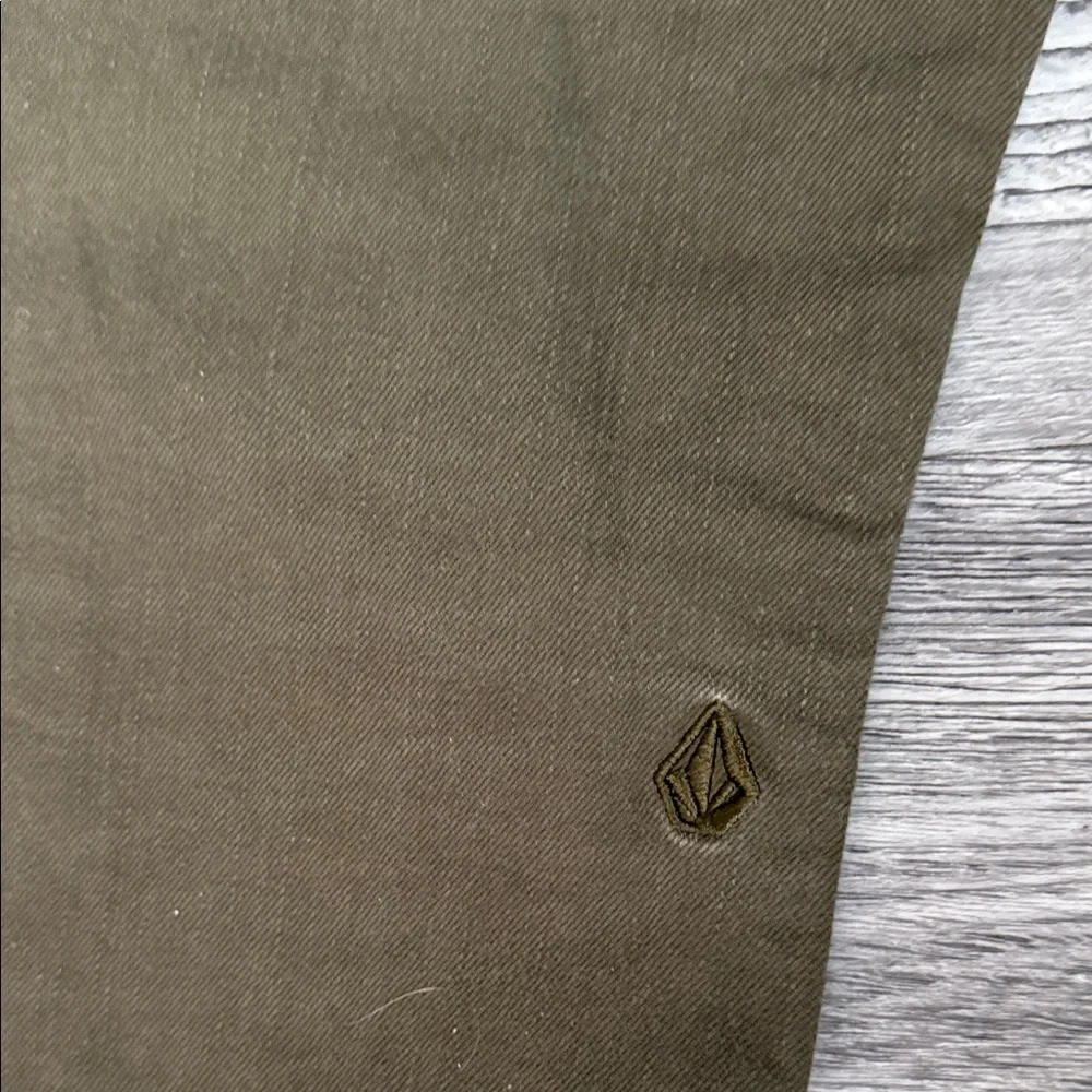 Volcom Men's Khaki Straight Jeans - Picture 6 of 7
